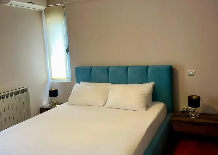 Brand New Brilliant Apartment At Athenian Riviera